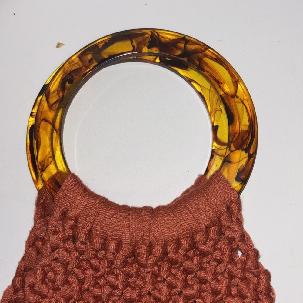Handcrafted Rust Macrame Bag With Tortoise Acryli… - image 2